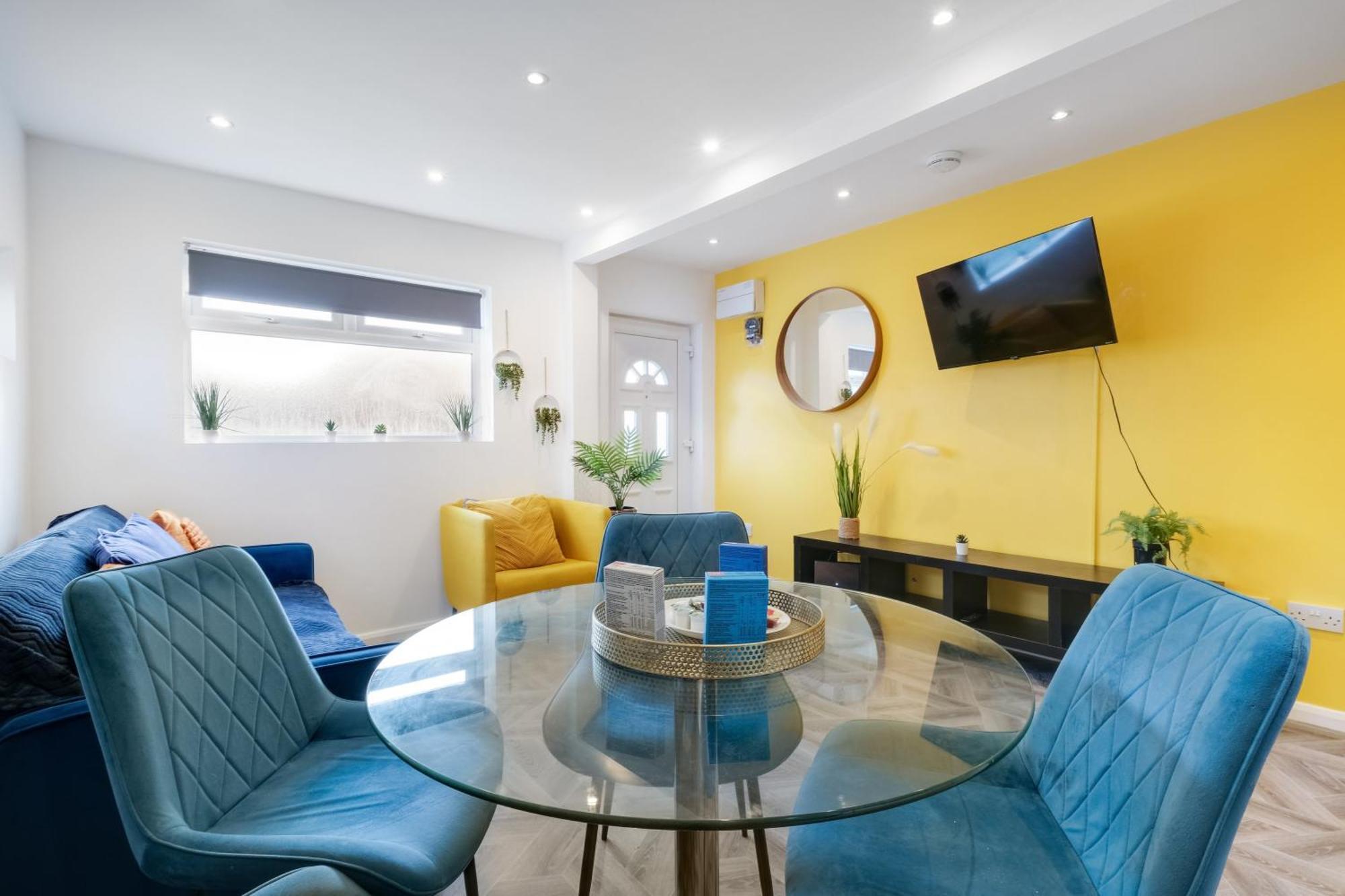 Kings House Hayes, West London A Apartment
